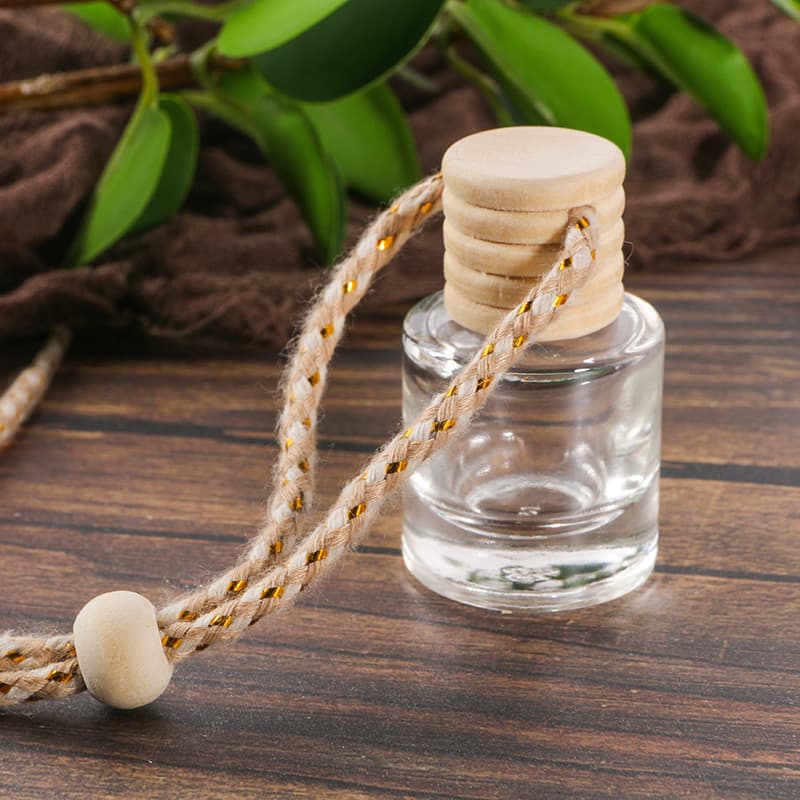 High-end perfume, pendant for auto, creative deodorant, bottle for essential oils 3