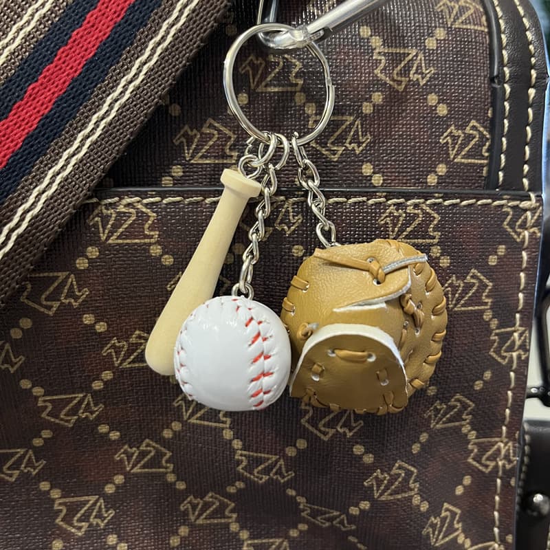 (Wholesale), baseball keychain, set, pendant, fashionable souvenir, 3 piece set, Birthday gift, three-in-one 2