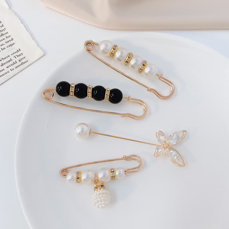 Trousers, brooch, brace, protective underware, pin, clips included, simple and elegant design 2