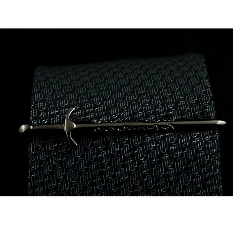 英博 Boutique tie Gift Black Silver Bastard Sword big sword accessories wholesale TIE CLIP