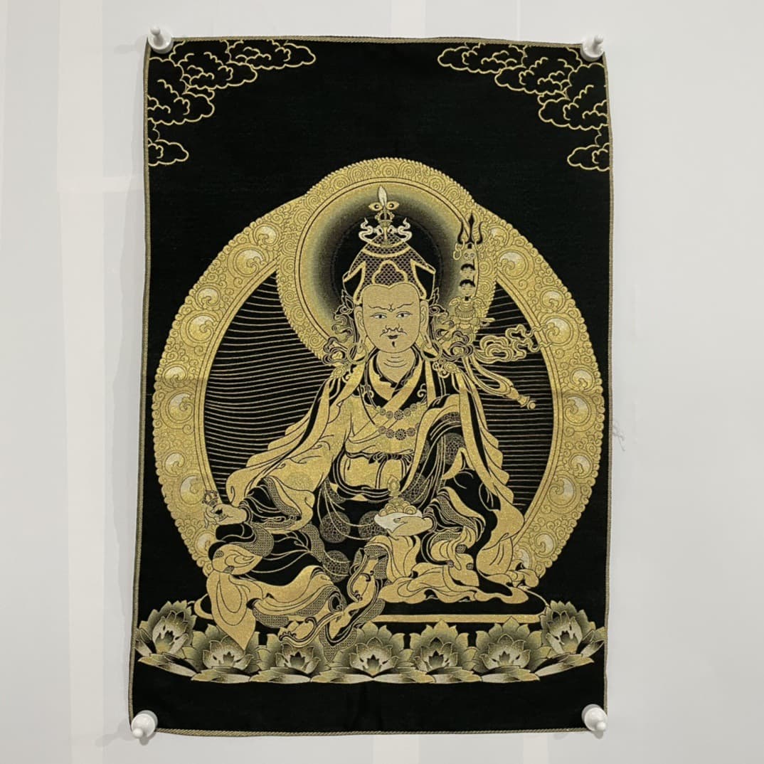Traditional Chinese painting silk brocade Thangka Buddha statue Nepal portrait collection decorative painting thangka embroidery hanging painting 2