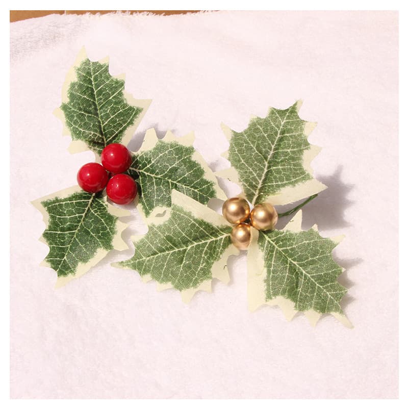 DIY artificial small red fruits plus two-color green leaves Christmas tree garland accessories branches red fruits holiday decoration Christmas