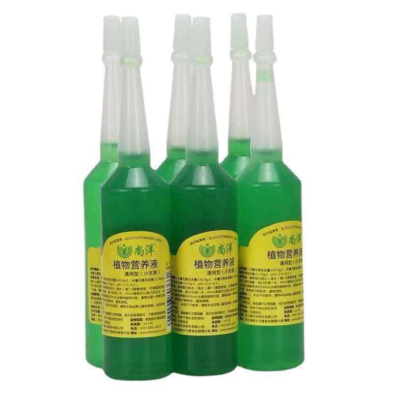 Universal Plant Nutrient Solution - Flowers, Succulents & Leafy Greens 4