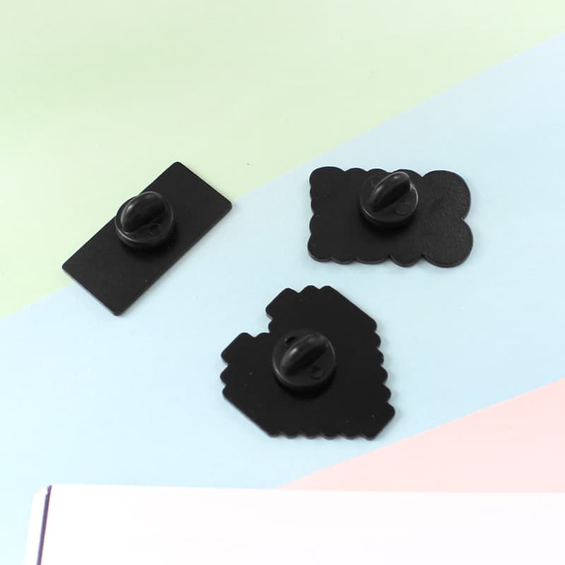 Cartoon game console, handle, fashionable brooch, universal badge 4