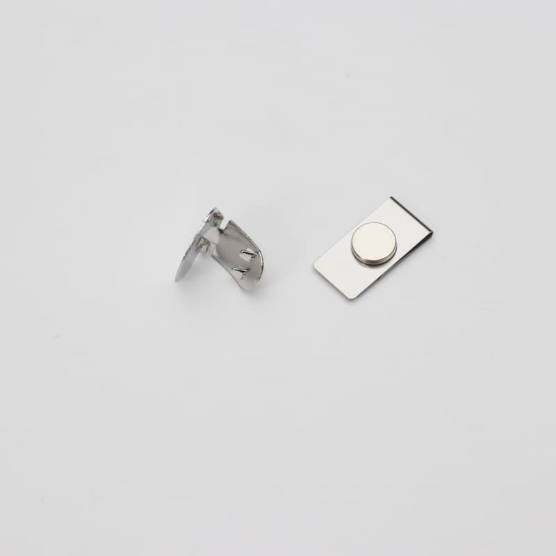 Tie, shirt, invisible magnetic protection buckle, clips included 4