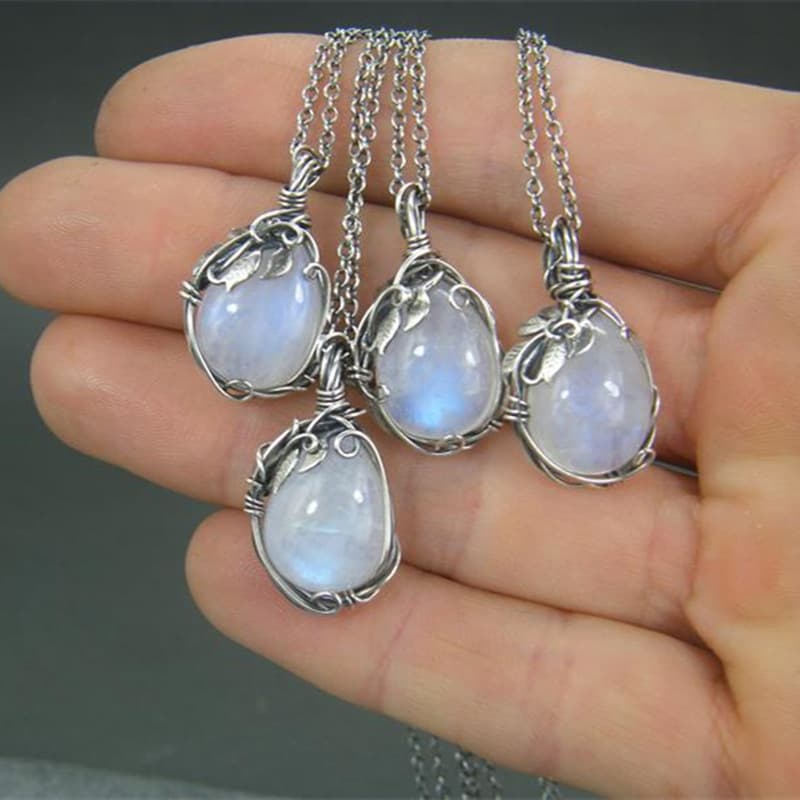 Retro accessory, pendant, necklace, fashionable jewelry, wish, moonstone, Birthday gift 5