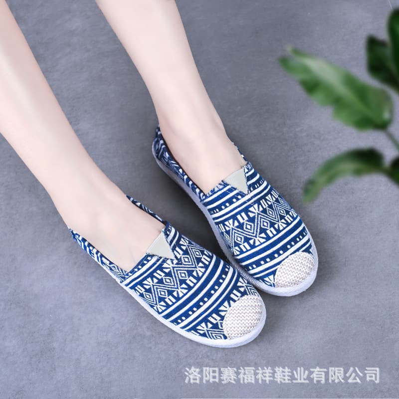(Wholesale), low casual footwear, Beijing cloth slippers, cloth white sneakers for students, comfortable for older women, soft sole 2
