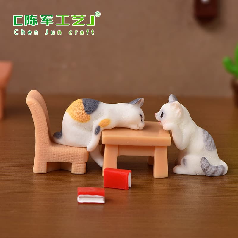 Micro landscape, creative cartoon cute resin decor, animal model with accessories, kitten 4