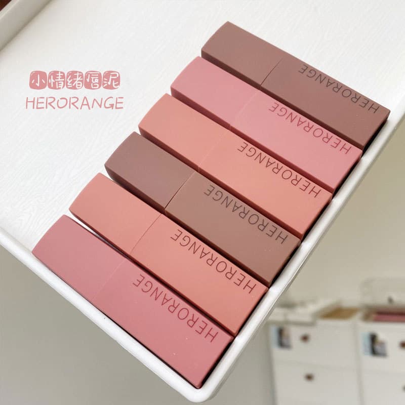 HERORANGE Emotional demi-season matte lipstick, translucent shading 2
