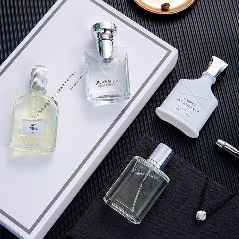 Men's fashionable perfume, gift box, silver fresh set, long lasting light fragrance 4