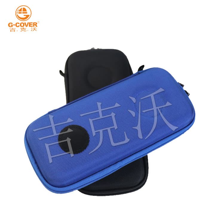 Gloves, organizer bag, sports set