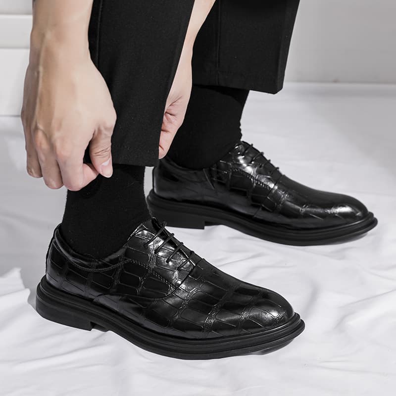 Trend classic suit jacket, wedding shoes with hidden heel 2