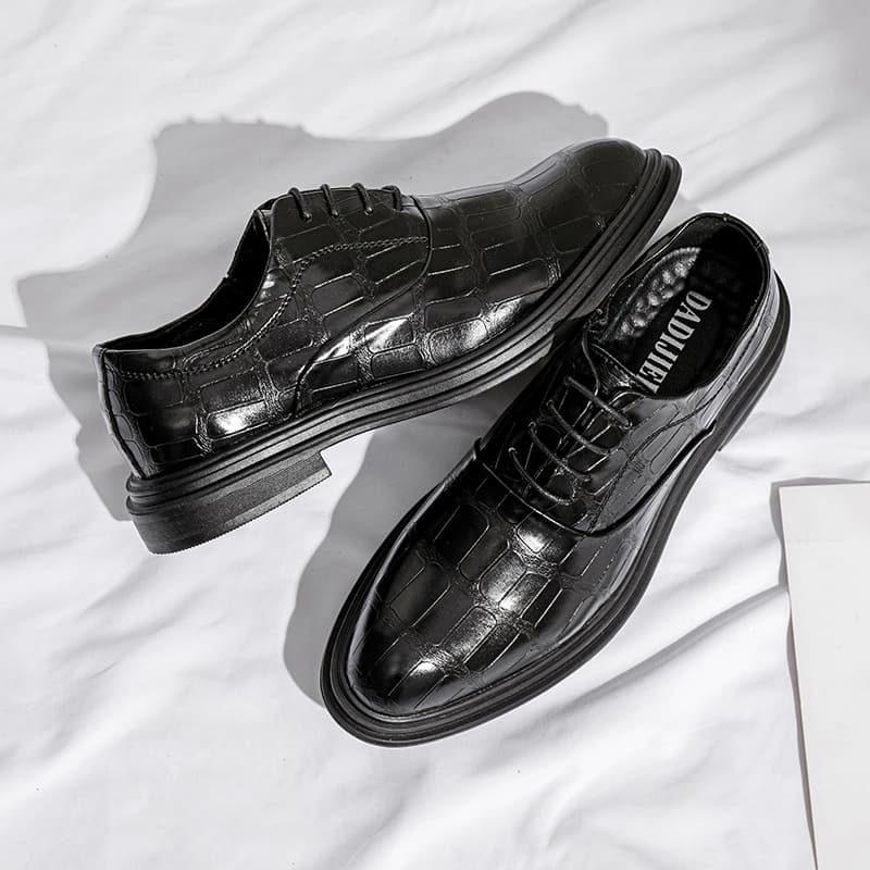Trend classic suit jacket, wedding shoes with hidden heel 4