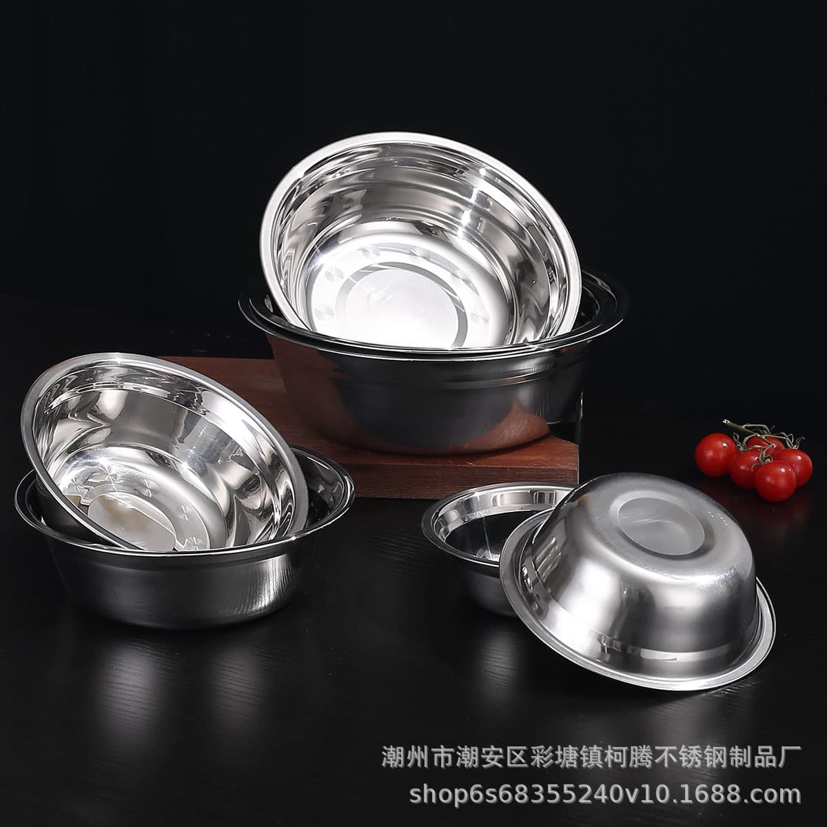304 stainless steel soup basin with magnetic non -magnetic 304 soup bowl school cafeteria thickened multi -use pots wholesale vegetable basin basin 2