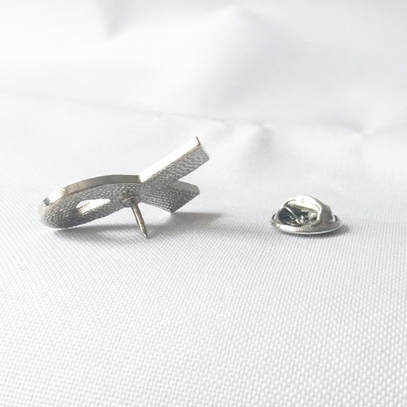 Factory direct selling pink love silk ribbon chest needle -proof milk adenocarcinoma AIDS conscious micro -chapter clothing school bag accessories 4