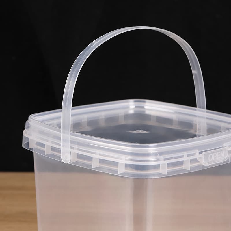 Square transparent plastic bucket packaging small products portable plastic bucket plastic small bucket pp plastic transparent square bucket with lid 4
