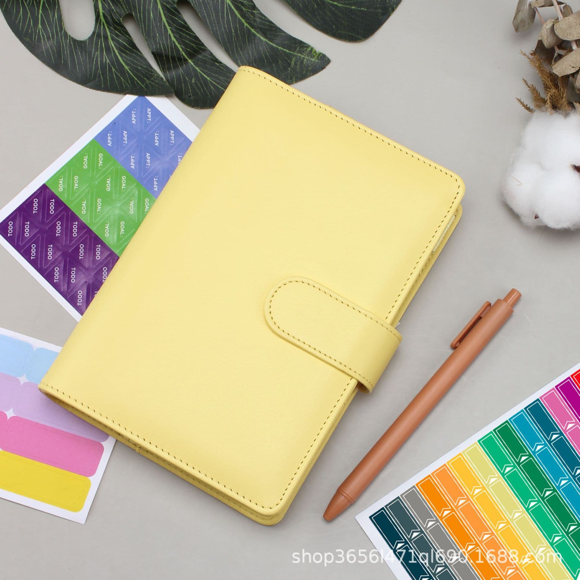 Cross -border spot leather Macaron A6 live page bookkeeping notebook Creative cash budget financial planning handbook 3