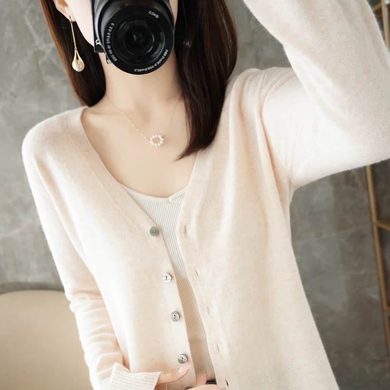 Autumn cardigan, sweater, long-sleeve, V-neckline 2