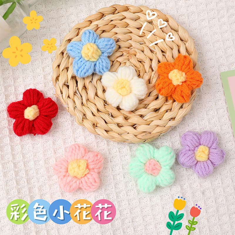 Cute knitted brooch, pin, accessory, bag, pendant lapel pin, flowered