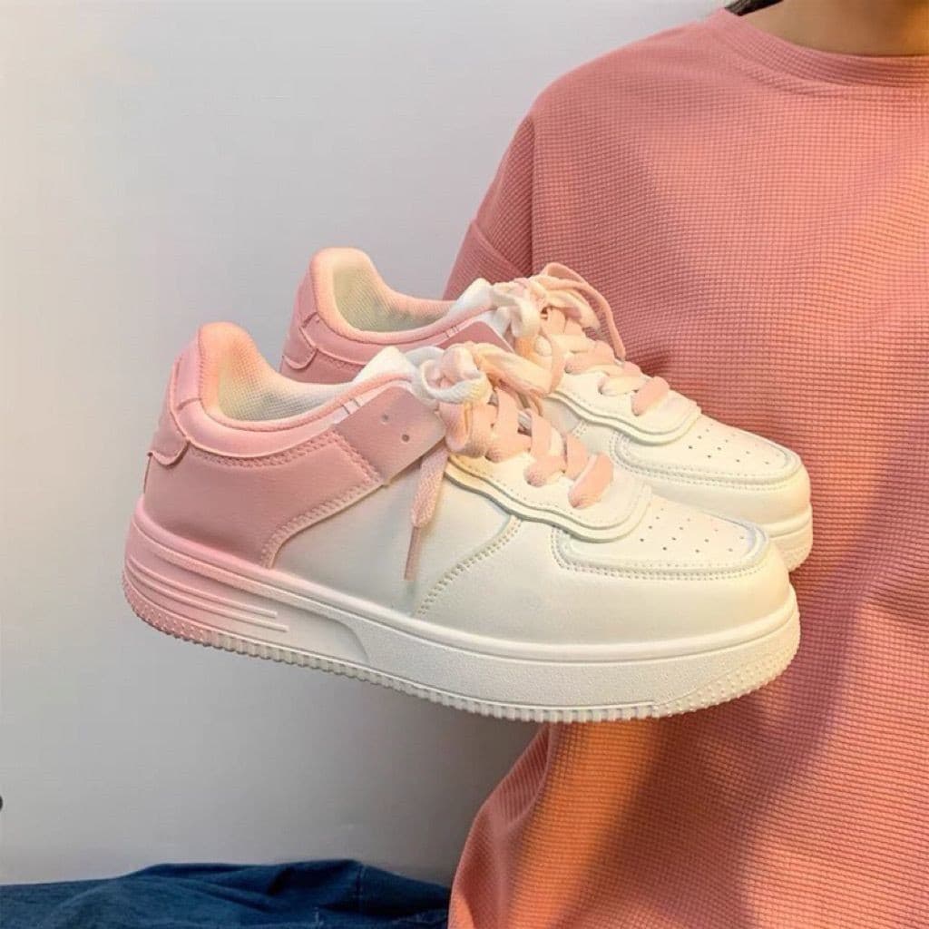 White sneakers, fashionable breathable shoes for students, gradient, Collection Year 2026, suitable for spring and autumn 4