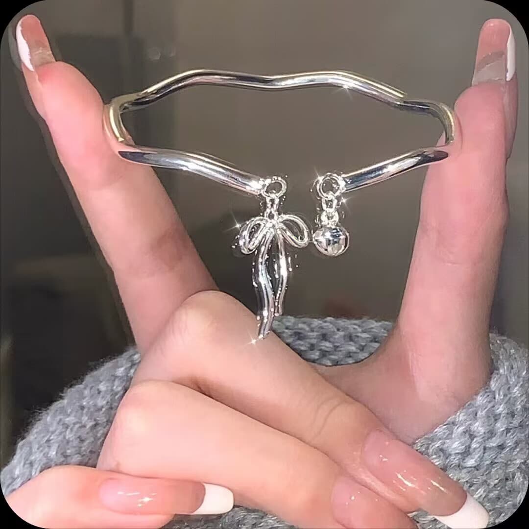 Small bell with bow, adjustable elegant women's bracelet, princess style 2