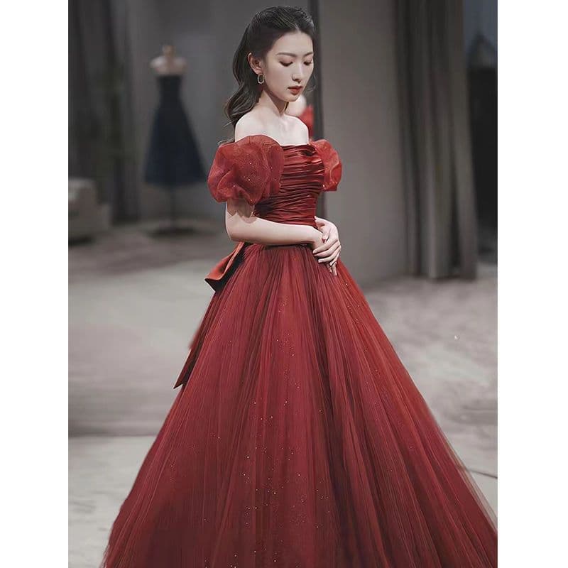 Evening dress, red wedding dress, princess style, french style, for teenagers 3