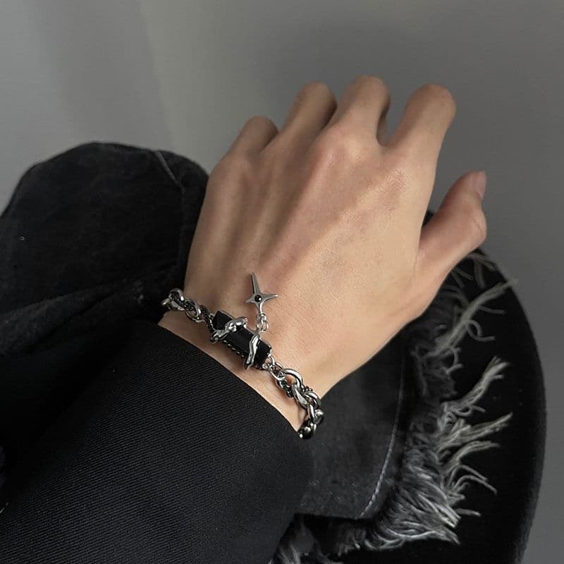 Bracelet stainless steel, brand universal accessory, simple and elegant design, high-quality style 2