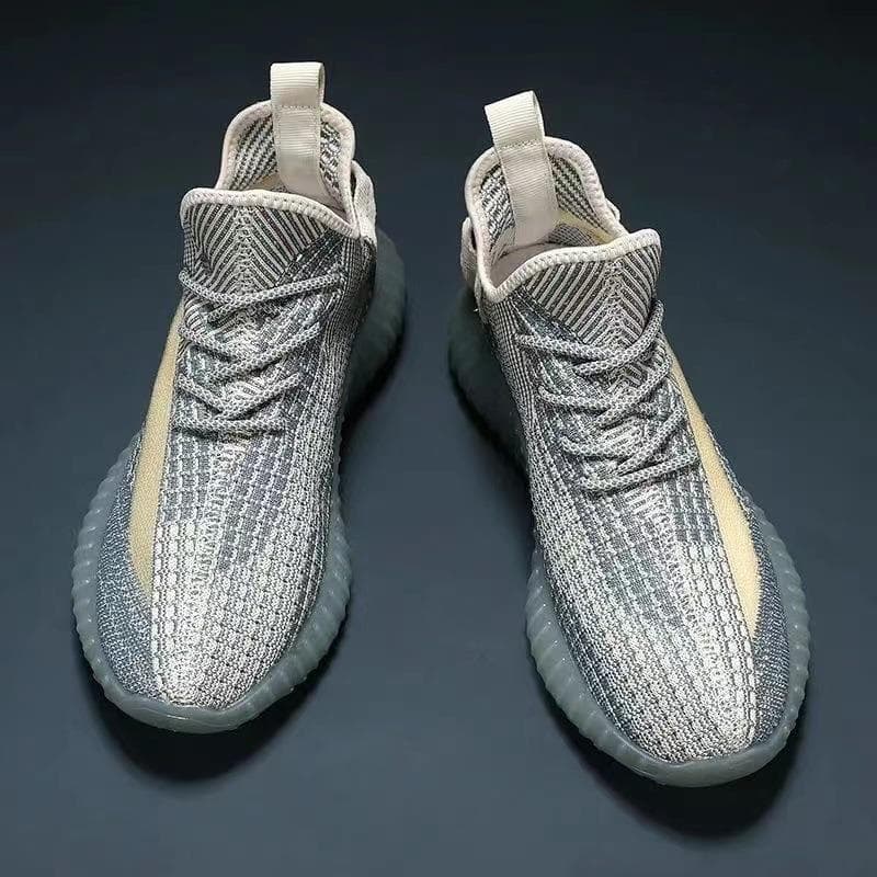 Summer comfortable footwear, trend universal breathable comfortable fashionable running sneakers for leisure, made with flyknit technology 3