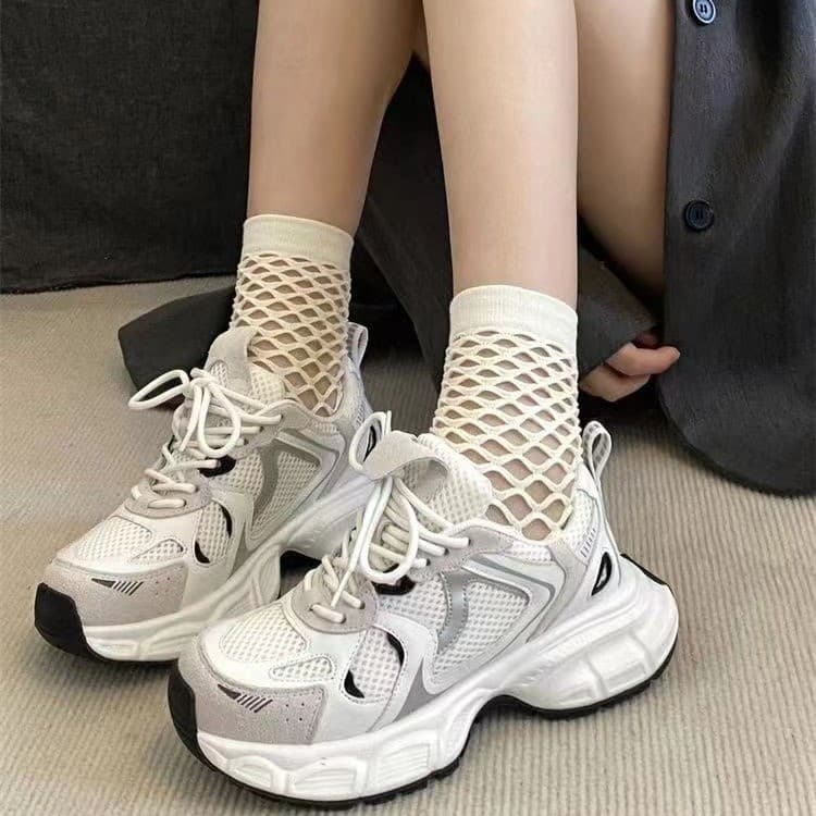 Lightweight sports mesh universal casual running sneakers, spring 2025 model 4