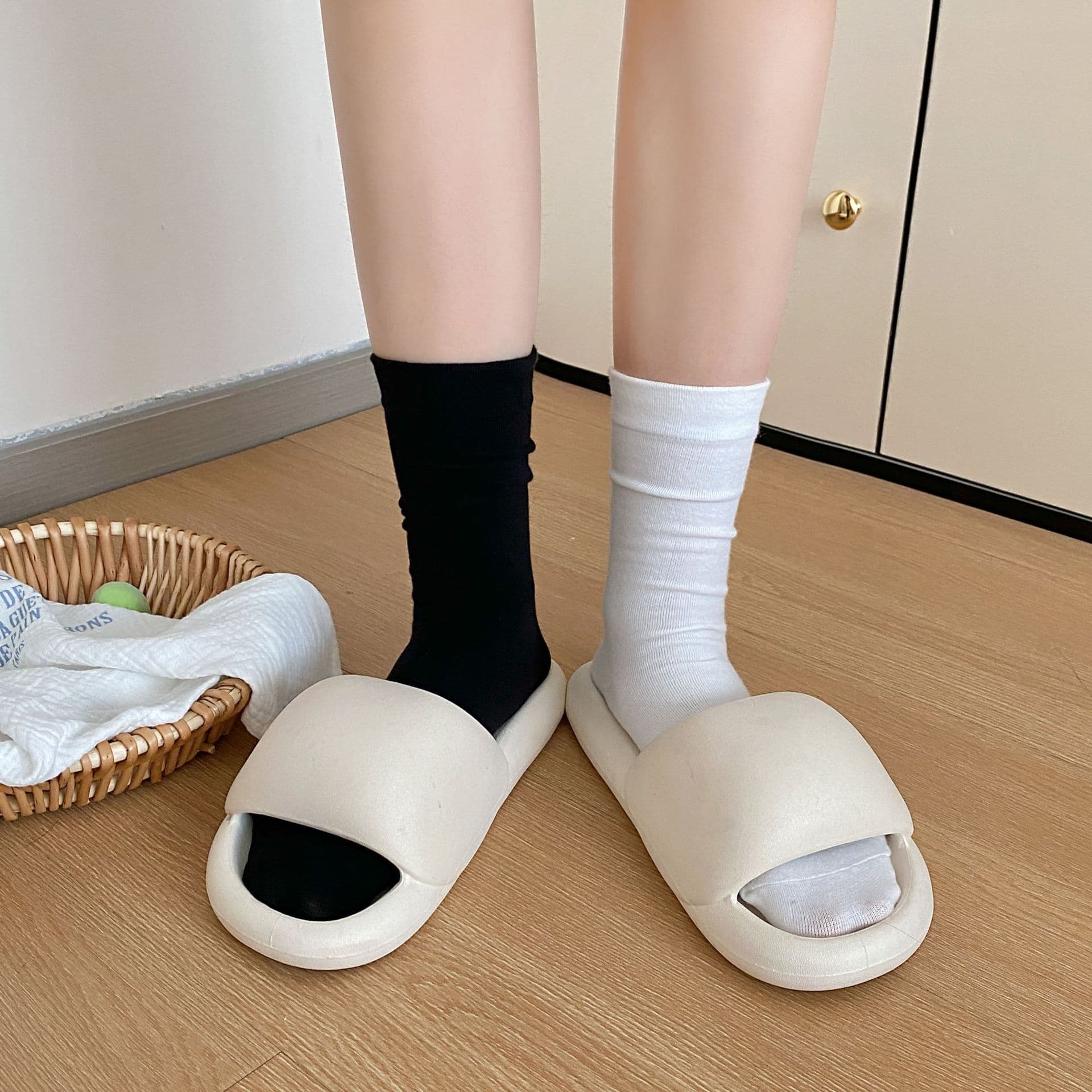 White colored black solid color cotton knee socks for pregnant 4