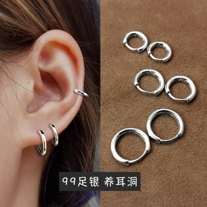 Fashionable geometric glossy earrings, simple and elegant design, high-quality style 3
