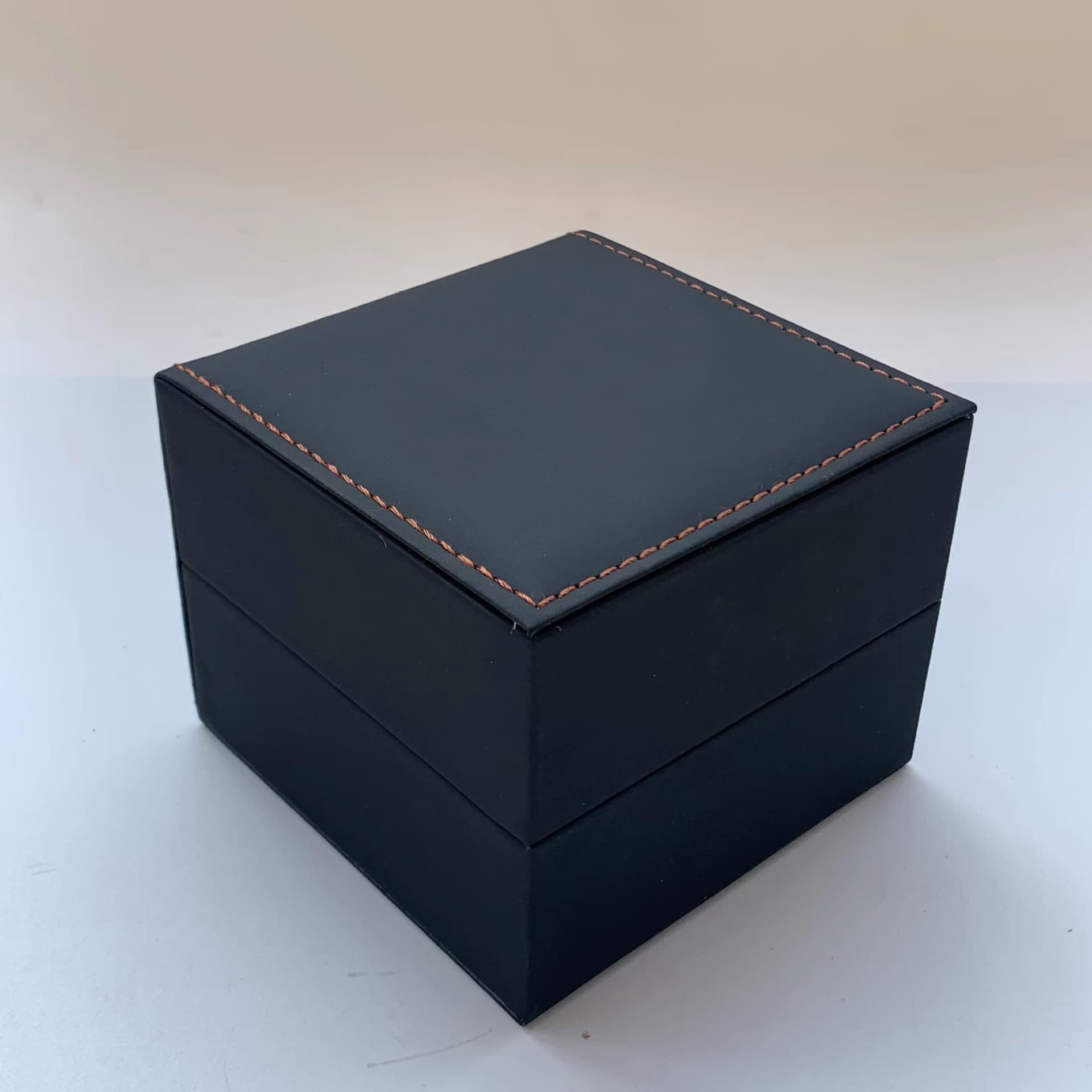 (Wholesale), watch box, polyurethane high-end watch strap, gift box, with your logo imprint 3