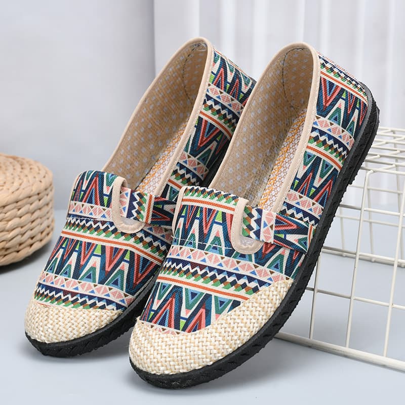 Women's slip-ons, non-slip cloth shoes, for middle age, comfortable for older women, soft sole 4