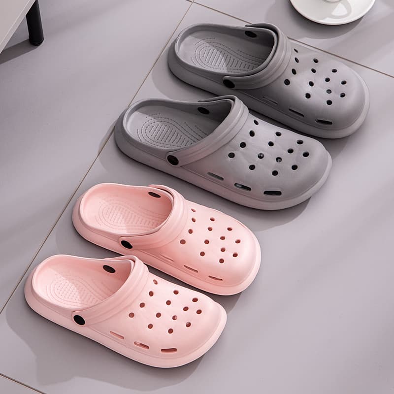 Summer Crocs-Style Slippers - Beach Footwear for Men and Women 4