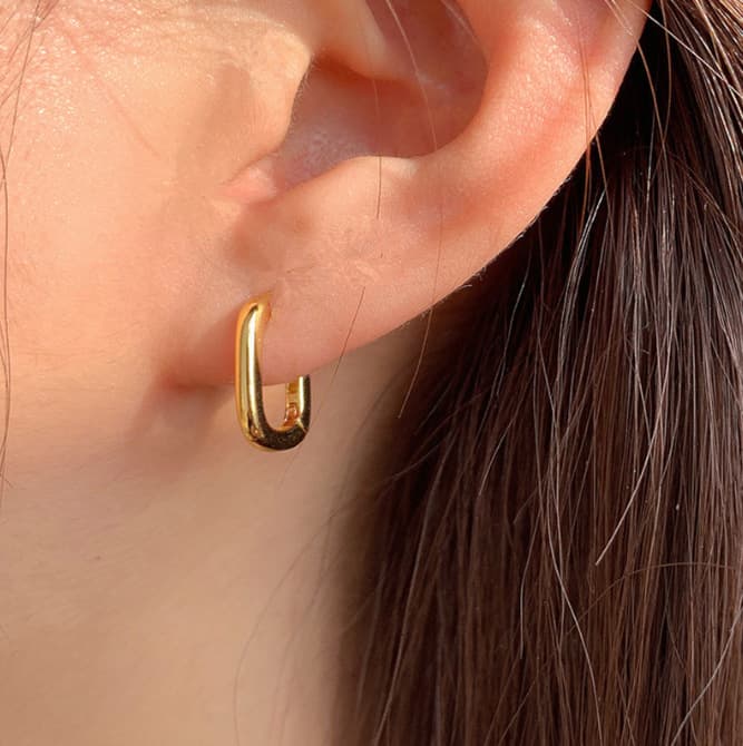 Small design fashionable universal retro earrings, french style, simple and elegant design 2