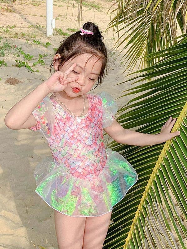 Small princess costume, cute children's swimwear, set for swimming 3