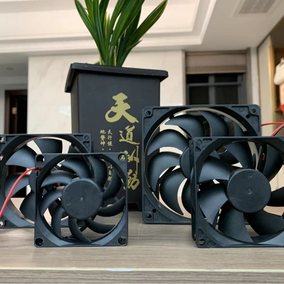 7015 DC cooling fan 24v high speed large air volume heater chassis cabinet car navigation silent fan 4