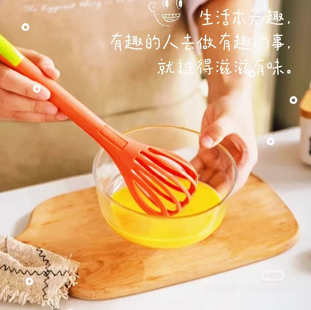 Multifunctional three -in -one eggs, food clamping baked baking tool, egg mixing rod manual egg beater 2