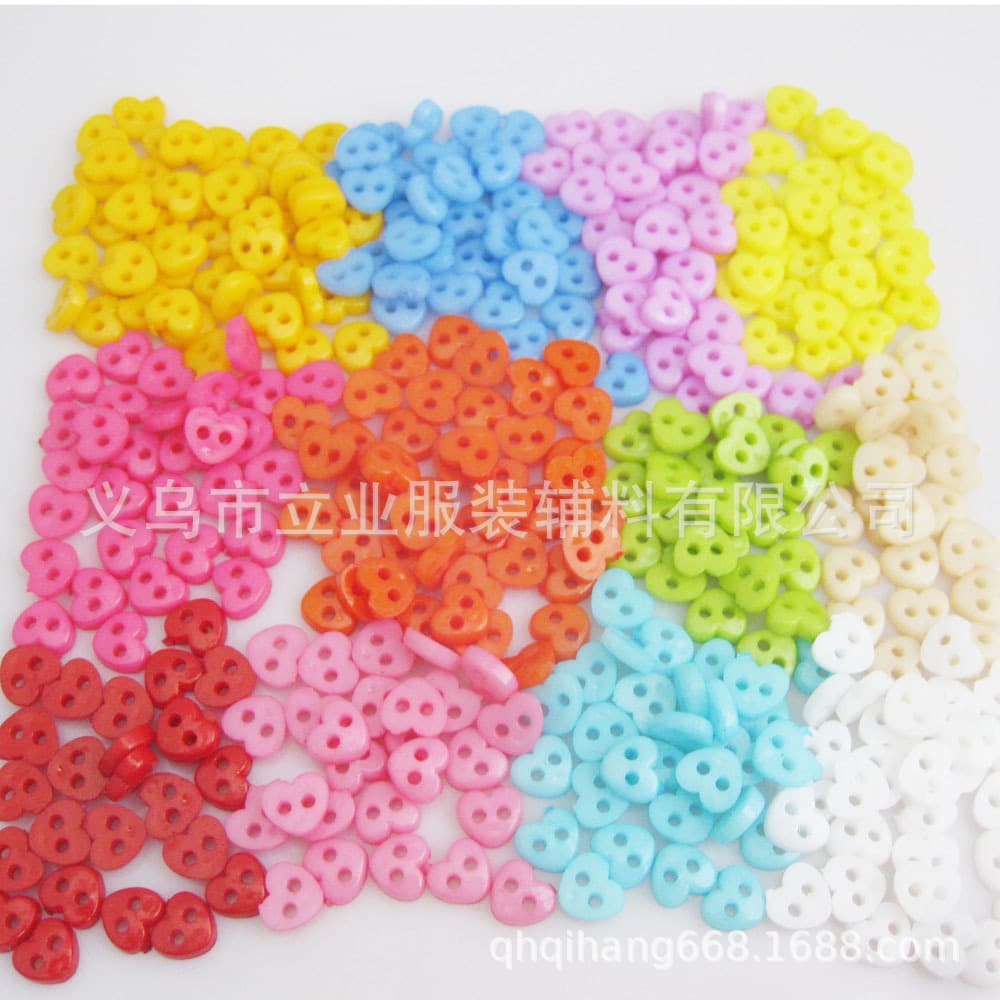 Heart-shaped small button 6mm Love mini nylon button Cartoon doll button Craft button auxiliary materials 3