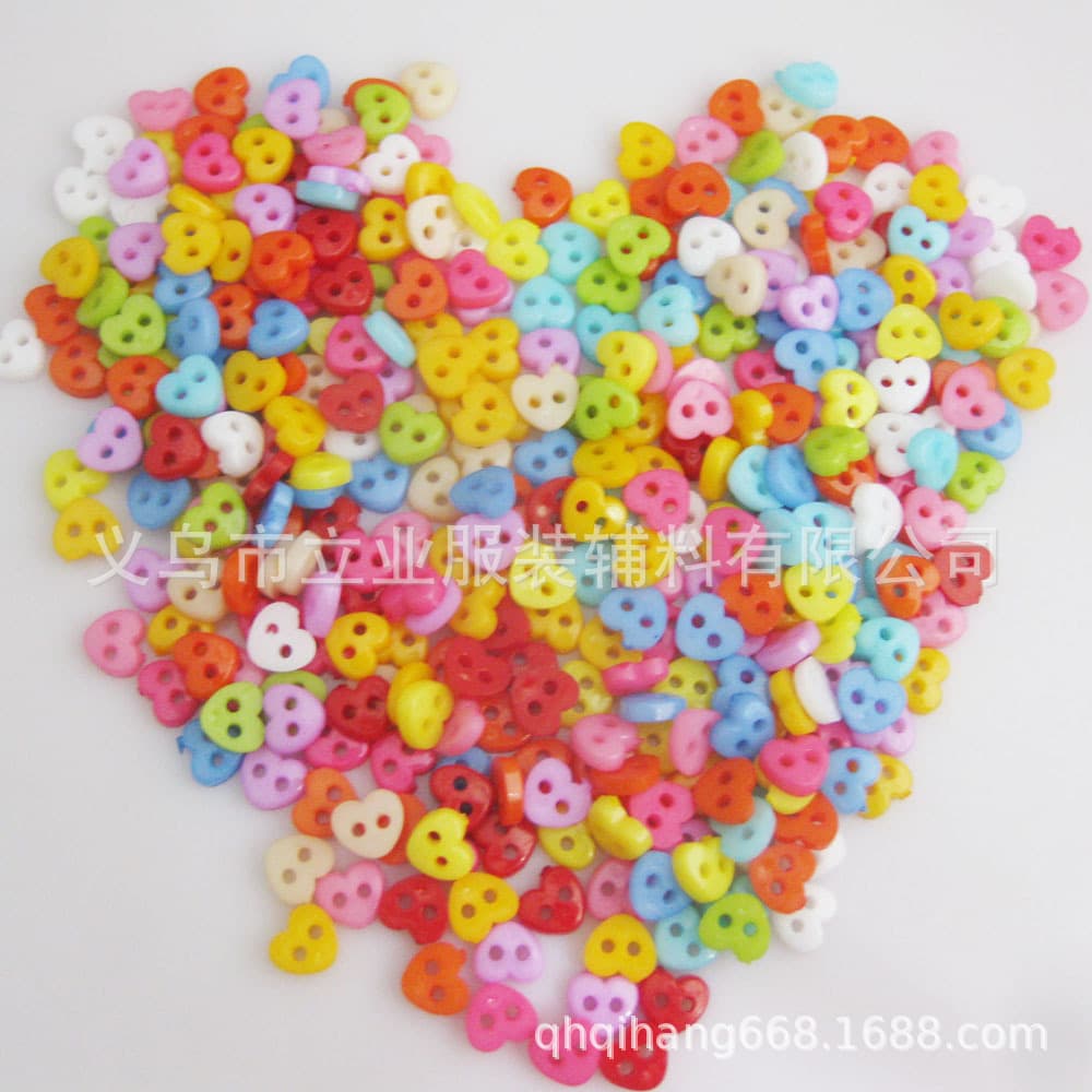 Heart-shaped small button 6mm Love mini nylon button Cartoon doll button Craft button auxiliary materials 4