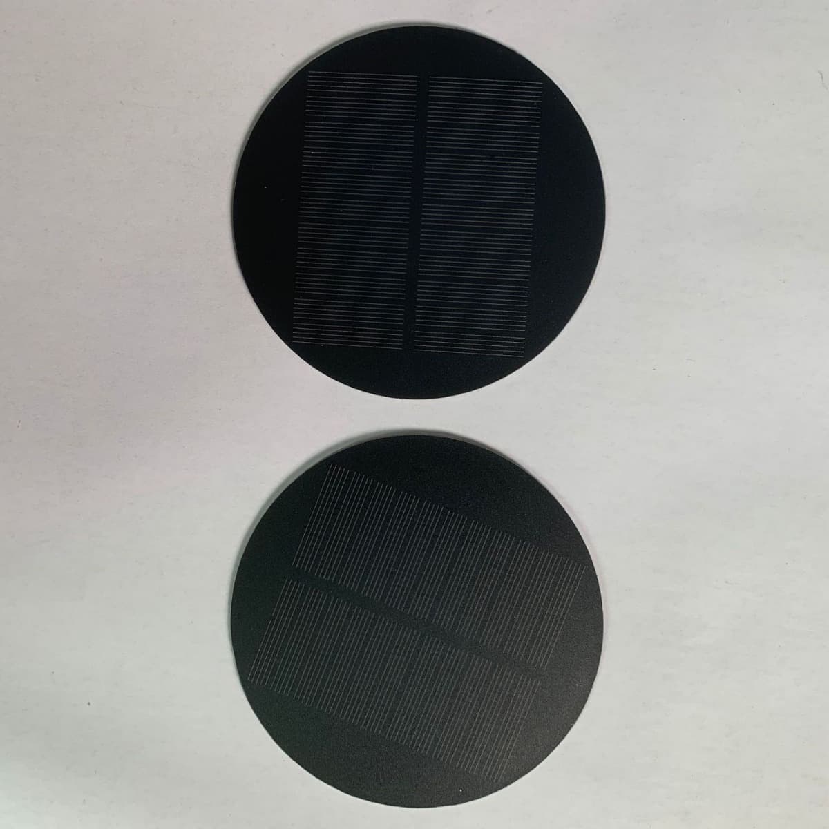 Photovoltaic light panel solar-powered, travel battery, generating electricity 2