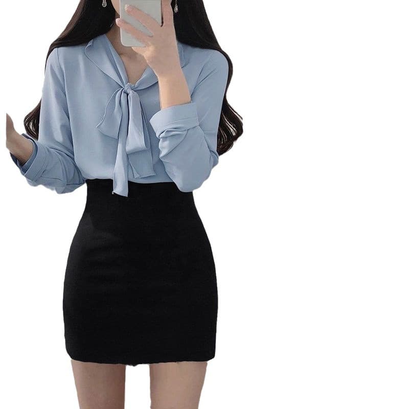 Elastic fitted mini-skirt, black skirt, hip-accented 5