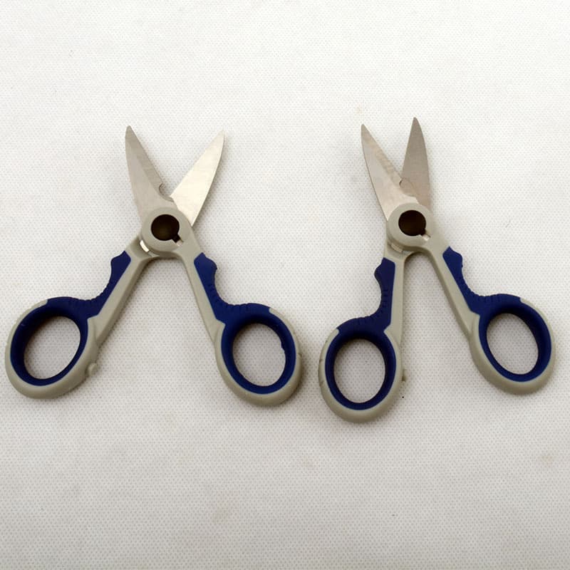 Scissors, fishing line 3