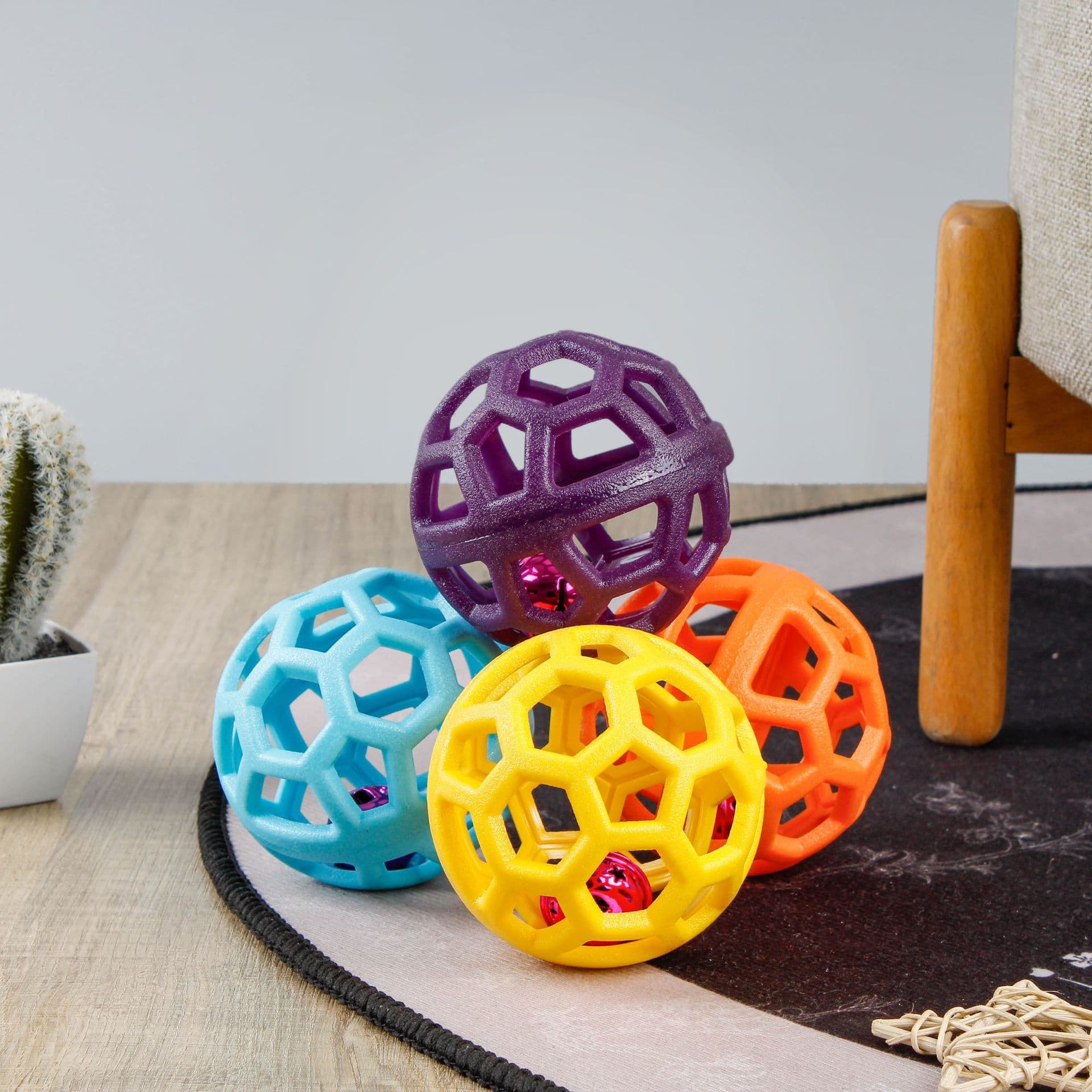 Popular Pet Toy Ball Pet Dog Bite Resistant Dog TPR Geometric Hollow Teething Pet Cat Supplies Wholesale 2