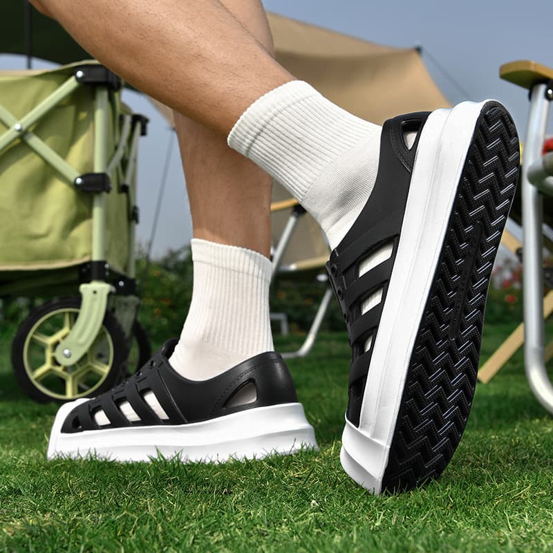 Shell toe Crocs 2024 new men and women wading non-slip waterproof Baotou couple's river beach shoes wholesale 4