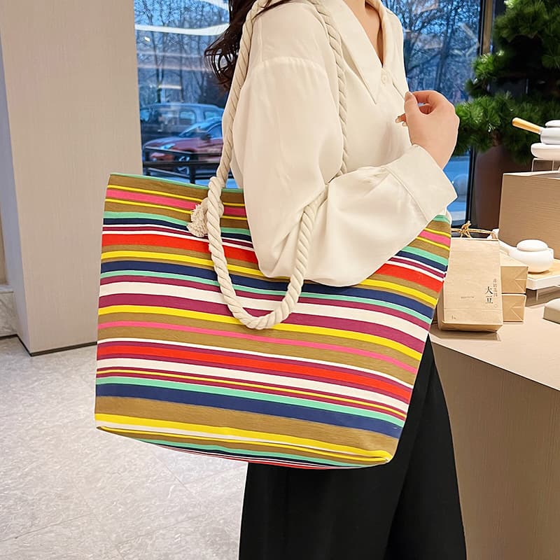 Beach ethnic fashionable bag strap one shoulder, ethnic style, simple and elegant design, one-shoulder 2