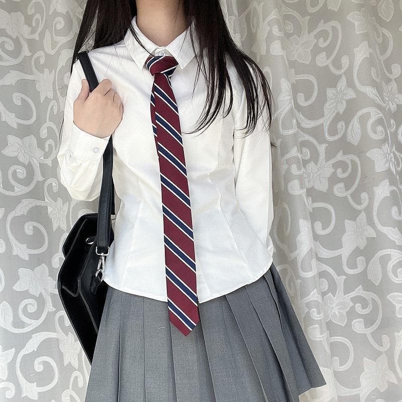 Blue shirt, small design thin student pleated skirt for students, trend of season 2