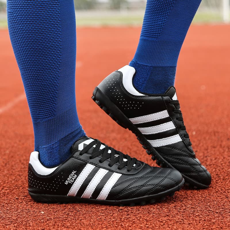 (Cross-border trading), children's boots for men and women for training, 2022 collection, with spikes, for teenagers 4