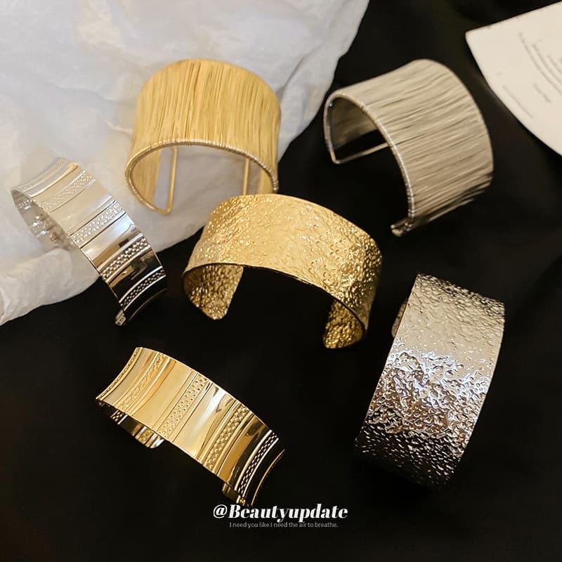 (Cross-border trading), metal fashionable bracelet, jewelry, simple and elegant design, European style, high-quality style