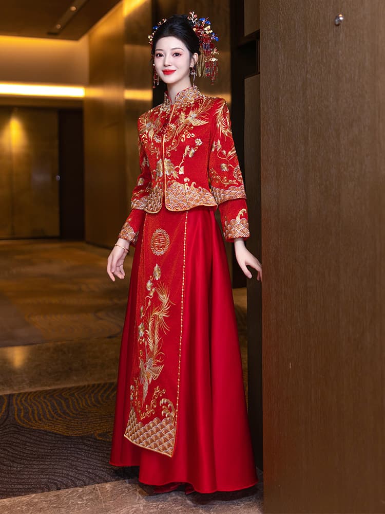 Xiuhe service wedding dress summer 2024 new small little people wedding dragon and phoenix gown out of the cabinet wedding dress Hexiu dress large size wedding dress 3